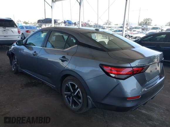 ✅ 2024 Nissan Sentra SV • VIN: 3N1AB8CV2RY357092 • Lot: 42214269. Listed on IAAI with 8,737 mi. Free auction sales archive from the USA and detailed vehicle history report at DreamBid. Image 3.