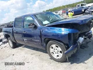 2011 Chevrolet Silverado 1500 LT with VIN 3GCPCSE09BG285371, listed as a IAAI auction lot 43215403 with 126,703 mi miles and . Bid and sale history available at DreamBid. Image 1.