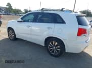 ✅ 2013 Kia Sorento SX • VIN: 5XYKWDA23DG354495 • Lot: 43365609. Listed on IAAI with 146,673 mi. Free auction sales archive from the USA and detailed vehicle history report at DreamBid. Image 3.