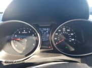 ✅ 2014 Hyundai Veloster • VIN: KMHTC6AD6EU203933 • Lot: 44615285. Wystawiony na Copart z przebiegiem 75 015 mil. Bezpłatny archiwum sprzedaży aukcyjnych z USA i szczegółowy raport historii pojazdu na DreamBid. Zdjęcie 9.