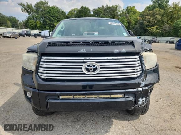 ✅ 2015 Toyota Tundra Platinum • VIN: 5TFAW5F16FX434794 • Лот: 84385655. Опубликован ранее на Copart с пробегом 243 775 миль. Бесплатный доступ к архиву аукционных продаж из США и подробный отчёт об истории автомобиля на DreamBid. Изображение 5.