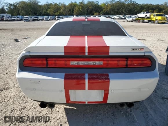 ✅ 2014 Dodge Challenger SRT-8 • VIN: 2C3CDYCJ4EH101599 • Lot: 87943745. Wystawiony na Copart z przebiegiem 74 407 mil. Bezpłatny archiwum sprzedaży aukcyjnych z USA i szczegółowy raport historii pojazdu na DreamBid. Zdjęcie 6.