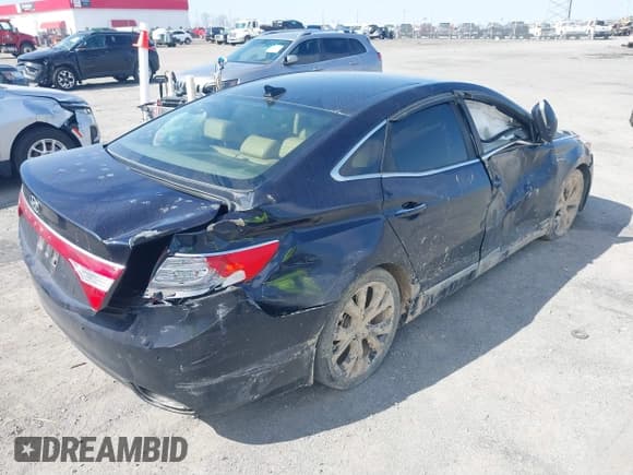 ✅ 2013 Hyundai Azera • VIN: KMHFH4JG6DA233205 • Лот: 41643389. Опубликован ранее на IAAI с пробегом 200 842 миль. Бесплатный доступ к архиву аукционных продаж из США и подробный отчёт об истории автомобиля на DreamBid. Изображение 6.