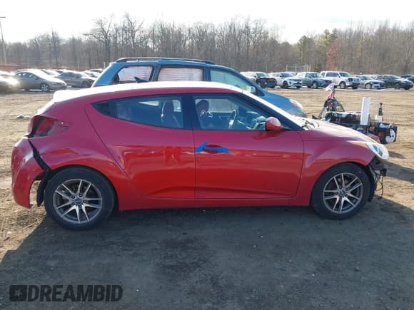 ✅ 2012 Hyundai Veloster w/Gray Int • VIN: KMHTC6AD7CU056647 • Lot: 41434535. Wystawiony na IAAI z przebiegiem 68 691 mil. Bezpłatny archiwum sprzedaży aukcyjnych z USA i szczegółowy raport historii pojazdu na DreamBid. Zdjęcie 14.