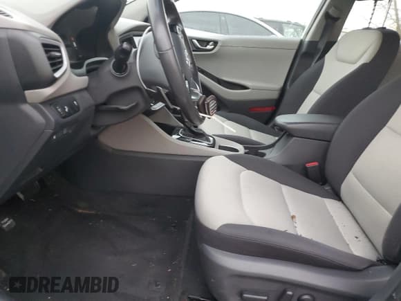 ✅ 2018 Hyundai Ioniq SEL • VIN: KMHC75LC4JU084759 • Lot: 45420275. Wystawiony na Copart z przebiegiem 62 256 mil. Bezpłatny archiwum sprzedaży aukcyjnych z USA i szczegółowy raport historii pojazdu na DreamBid. Zdjęcie 7.