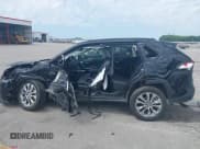 ✅ 2023 Toyota RAV4 Limited • VIN: 2T3N1RFVXPC326258 • Lot: 42846428. Wystawiony na IAAI z przebiegiem 35 000 mil. Bezpłatny archiwum sprzedaży aukcyjnych z USA i szczegółowy raport historii pojazdu na DreamBid. Zdjęcie 13.