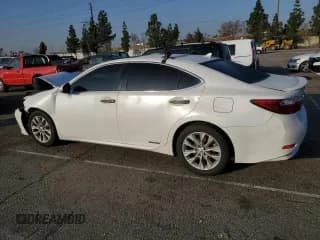 ✅ 2014 Lexus ES 300h • VIN: JTHBW1GG1E2049718 • Lot: 71904765. Listed on Copart with 111,496 mi. Free auction sales archive from the USA and detailed vehicle history report at DreamBid. Image 2.