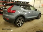 ✅ 2021 Volvo XC40 • VIN: YV4ED3UR9M2597323 • Lot: 64683403. Listed on Copart with 29,266 mi. Free auction sales archive from the USA and detailed vehicle history report at DreamBid. Image 3.