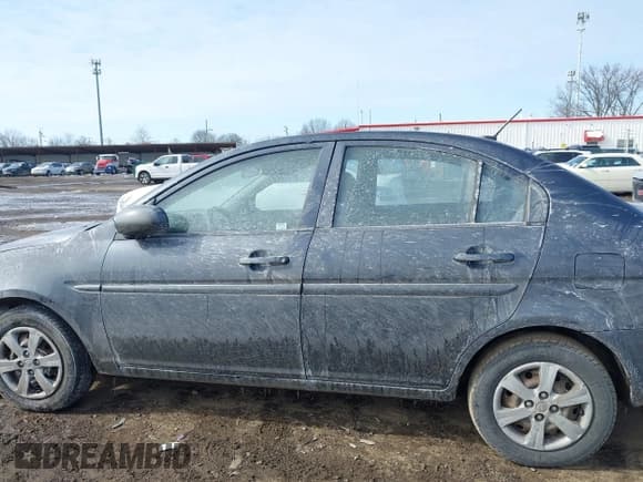 ✅ 2010 Hyundai Accent GLS • VIN: KMHCN4AC4AU433518 • Лот: 41619353. Опубликован ранее на IAAI с пробегом 205 720 миль. Бесплатный доступ к архиву аукционных продаж из США и подробный отчёт об истории автомобиля на DreamBid. Изображение 14.
