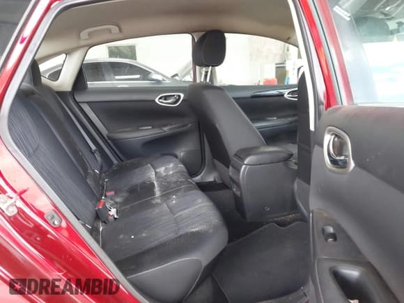 ✅ 2017 Nissan Sentra SL • VIN: 3N1AB7AP5HY361716 • Lot: 43192639. Listed on IAAI with 131,283 mi. Free auction sales archive from the USA and detailed vehicle history report at DreamBid. Image 8.