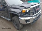 ✅ 2016 GMC Sierra 2500HD SLE • VIN: 1GT12SE80GF133132 • Lot: 41908794. Listed on IAAI with 197,141 mi. Free auction sales archive from the USA and detailed vehicle history report at DreamBid. Image 6.