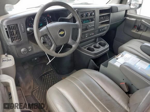 ✅ 2020 Chevrolet Express Cargo • VIN: 1GCWGAFP3L1256261 • Lot: 63351035. Listed on Copart with 166,315 mi. Free auction sales archive from the USA and detailed vehicle history report at DreamBid. Image 8.