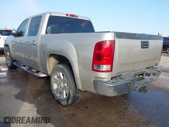 ✅ 2008 GMC Sierra 1500 SLE1 • VIN: 2GTEC13J781171948 • Lot: 43498929. Wystawiony na IAAI z przebiegiem 261 843 mil. Bezpłatny archiwum sprzedaży aukcyjnych z USA i szczegółowy raport historii pojazdu na DreamBid. Zdjęcie 3.