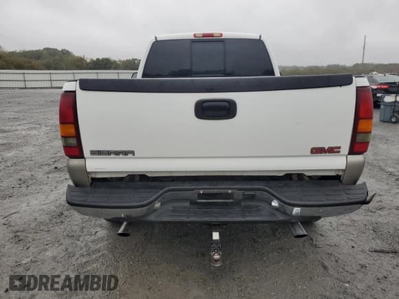 ✅ 2000 GMC Sierra 1500 SLE • VIN: 1GTEK14T8YZ146180 • Лот: 82765585. Опубликован ранее на Copart с пробегом 211 409 миль. Бесплатный доступ к архиву аукционных продаж из США и подробный отчёт об истории автомобиля на DreamBid. Изображение 6.