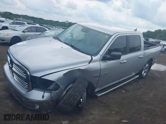 2017 Ram 1500 SLT с VIN 1C6RR7LT8HS782826, выставлен на аукционе IAAI как лот 40003324 с пробегом 147 858 миль миль и . История ставок и продаж доступна на DreamBid. Изображение 17.