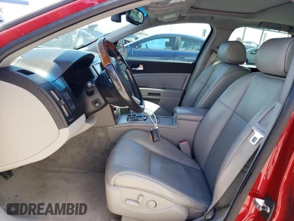 ✅ 2010 Cadillac STS AWD • VIN: 1G6DU6EV1A0100237 • Lot: 67469374. Wystawiony na Copart z przebiegiem 117 374 mil. Bezpłatny archiwum sprzedaży aukcyjnych z USA i szczegółowy raport historii pojazdu na DreamBid. Zdjęcie 7.