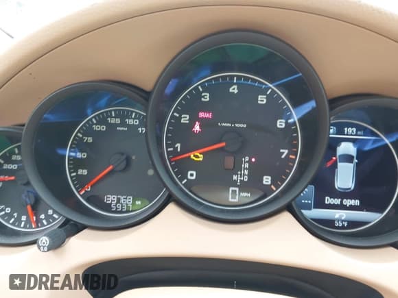 ✅ 2016 Porsche Cayenne • VIN: WP1AA2A22GLA08072 • Lot: 43574407. Wystawiony na IAAI z przebiegiem 139 768 mil. Bezpłatny archiwum sprzedaży aukcyjnych z USA i szczegółowy raport historii pojazdu na DreamBid. Zdjęcie 7.