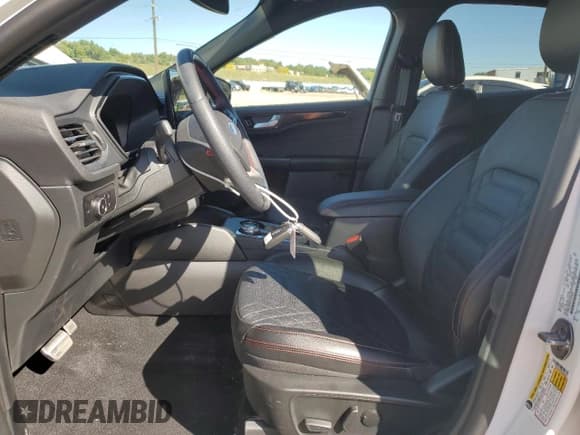 ✅ 2023 Ford Escape ST-Line Elite • VIN: 1FMCU9PA5PUA36463 • Лот: 82212555. Опубликован ранее на Copart с пробегом 14 067 миль. Бесплатный доступ к архиву аукционных продаж из США и подробный отчёт об истории автомобиля на DreamBid. Изображение 7.