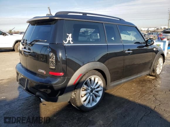 ✅ 2012 MINI Clubman S • VIN: WMWZG3C50CTY38041 • Lot: 91230425. Wystawiony na Copart z przebiegiem 127 859 mil. Bezpłatny archiwum sprzedaży aukcyjnych z USA i szczegółowy raport historii pojazdu na DreamBid. Zdjęcie 3.
