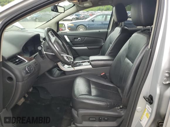 ✅ 2014 Ford Edge Limited • VIN: 2FMDK4KC1EBA68240 • Lot: 60952375. Wystawiony na Copart z przebiegiem 183 070 mil. Bezpłatny archiwum sprzedaży aukcyjnych z USA i szczegółowy raport historii pojazdu na DreamBid. Zdjęcie 7.