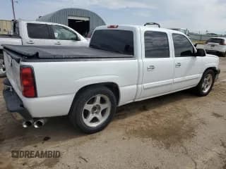 ✅ 2005 Chevrolet Silverado 1500 LS • VIN: 2GCEC13T651297389 • Лот: 66815424. Опубликован ранее на Copart с пробегом 125 878 миль. Бесплатный доступ к архиву аукционных продаж из США и подробный отчёт об истории автомобиля на DreamBid. Изображение 3.