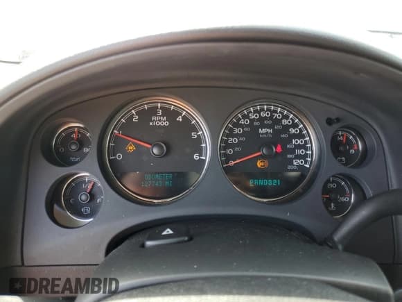 ✅ 2007 Chevrolet Avalanche LS • VIN: 3GNEC12097G151111 • Lot: 70496305. Listed on Copart with 127,743 mi. Free auction sales archive from the USA and detailed vehicle history report at DreamBid. Image 9.