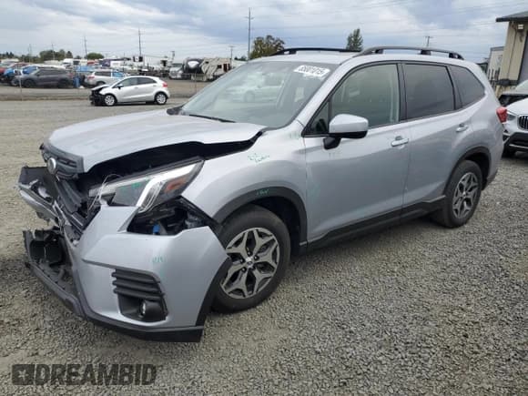 ✅ 2024 Subaru Forester Premium • VIN: JF2SKADC0RH511687 • Lot: 85001015. Listed on Copart with 22,659 mi. Free auction sales archive from the USA and detailed vehicle history report at DreamBid. Image 1.