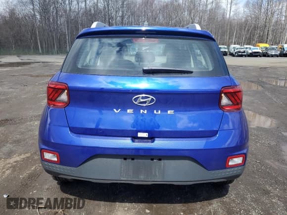 ✅ 2025 Hyundai Venue SEL • VIN: KMHRC8A34SU359364 • Lot: 52299705. Listed on Copart with 1,789 mi. Free auction sales archive from the USA and detailed vehicle history report at DreamBid. Image 6.