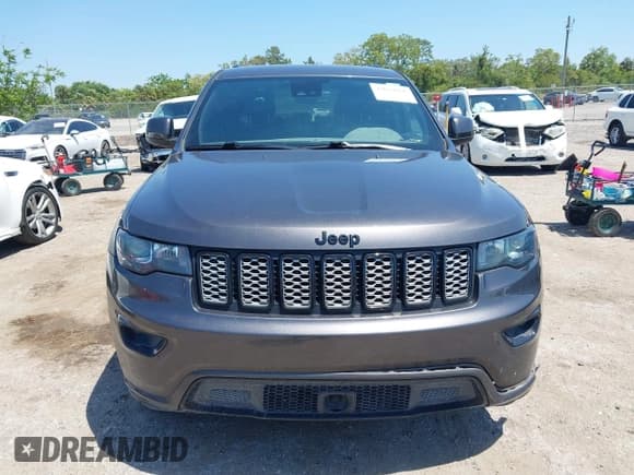 ✅ 2020 Jeep Grand Cherokee Altitude • VIN: 1C4RJEAG3LC429536 • Lot: 42024168. Listed on IAAI with 59,979 mi. Free auction sales archive from the USA and detailed vehicle history report at DreamBid. Image 12.