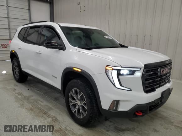 ✅ 2024 GMC Acadia AWD AT4 • VIN: 1GKENPKS1RJ163766 • Lot: 82437144. Wystawiony na Copart z przebiegiem 4 320 mil. Bezpłatny archiwum sprzedaży aukcyjnych z USA i szczegółowy raport historii pojazdu na DreamBid. Zdjęcie 4.