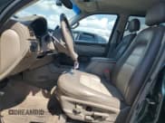 ✅ 2003 Ford Explorer Eddie Bauer • VIN: 1FMZU64W63ZB16067 • Lot: 81526185. Wystawiony na Copart z przebiegiem 197 452 mil. Bezpłatny archiwum sprzedaży aukcyjnych z USA i szczegółowy raport historii pojazdu na DreamBid. Zdjęcie 7.