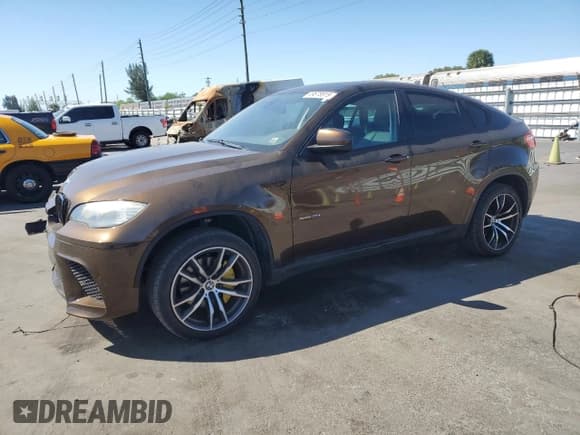 ✅ 2014 BMW X6 xDrive35i • VIN: 5UXFG2C58E0H11303 • Lot: 49678815. Listed on Copart with 84,969 mi. Free auction sales archive from the USA and detailed vehicle history report at DreamBid. Image 1.