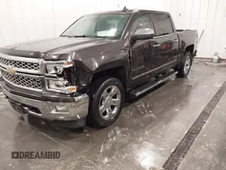 ✅ 2015 Chevrolet Silverado 1500 LTZ • VIN: 3GCUKSEC8FG196784 • Lot: 43353619. Wystawiony na IAAI z przebiegiem 171 186 mil. Bezpłatny archiwum sprzedaży aukcyjnych z USA i szczegółowy raport historii pojazdu na DreamBid. Zdjęcie 6.