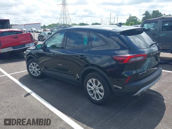 ✅ 2025 Ford Escape Active • VIN: 1FMCU0GN9SUA67139 • Lot: 42502587. Listed on IAAI with 5,138 mi. Free auction sales archive from the USA and detailed vehicle history report at DreamBid. Image 3.