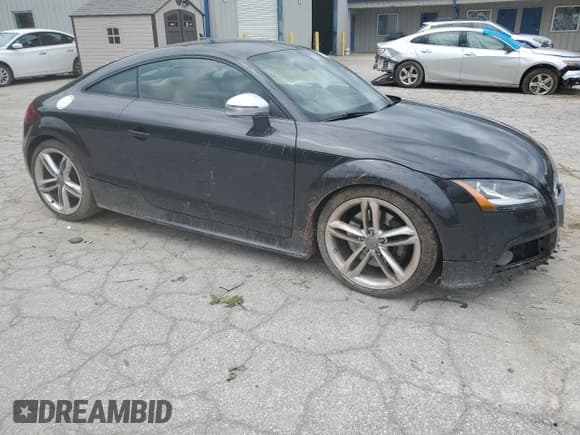 ✅ 2013 Audi TTS 2.0T Prestige • VIN: TRUK1AFK2D1013388 • Лот: 61302135. Опубликован ранее на Copart с пробегом 77 268 миль. Бесплатный доступ к архиву аукционных продаж из США и подробный отчёт об истории автомобиля на DreamBid. Изображение 4.