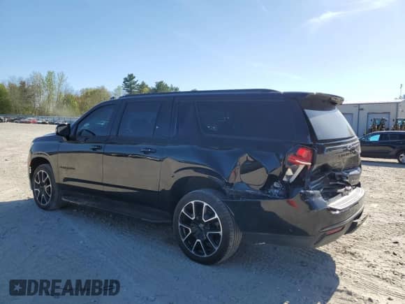 ✅ 2021 Chevrolet Suburban RST • VIN: 1GNSCEKD5MR335499 • Lot: 54932675. Wystawiony na Copart z przebiegiem 147 185 mil. Bezpłatny archiwum sprzedaży aukcyjnych z USA i szczegółowy raport historii pojazdu na DreamBid. Zdjęcie 2.