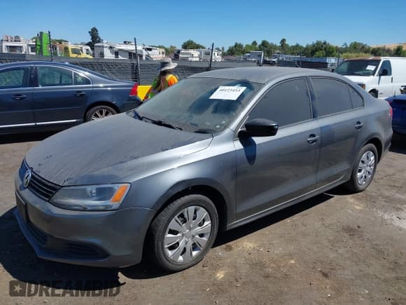 ✅ 2013 Volkswagen Jetta S • VIN: 3VW2K7AJ3DM308041 • Lot: 40123453. Listed on IAAI with 91,330 mi. Free auction sales archive from the USA and detailed vehicle history report at DreamBid. Image 2.