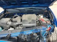 ✅ 2017 Toyota Tacoma TRD Pro • VIN: 5TFCZ5AN9HX112292 • Lot: 43617967. Listed on IAAI with 72,195 mi. Free auction sales archive from the USA and detailed vehicle history report at DreamBid. Image 10.