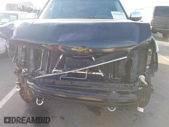 ✅ 2011 Chevrolet Tahoe LTZ • VIN: 1GNSKCE04BR270173 • Lot: 43614056. Listed on IAAI with 232,843 mi. Free auction sales archive from the USA and detailed vehicle history report at DreamBid. Image 18.