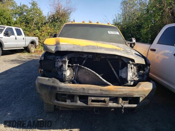 ✅ 1999 Ford F-450 XL • VIN: 1FDXW46F2XEA84668 • Lot: 69176664. Wystawiony na Copart z przebiegiem Nie podano. Bezpłatny archiwum sprzedaży aukcyjnych z USA i szczegółowy raport historii pojazdu na DreamBid. Zdjęcie 5.