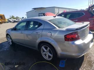 ✅ 2014 Dodge Avenger SXT • VIN: 1C3CDZCG3EN181494 • Lot: 74552444. Wystawiony na Copart z przebiegiem 106 072 mil. Bezpłatny archiwum sprzedaży aukcyjnych z USA i szczegółowy raport historii pojazdu na DreamBid. Zdjęcie 2.