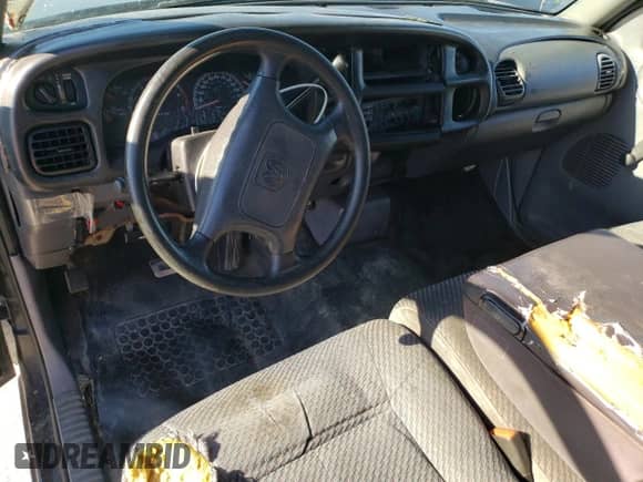 2000 Dodge 1500 Work Special с VIN 1B7HC16X7YS578908, выставлен на аукционе Copart как лот 83664494 с пробегом 395 307 миль миль и На запчасти • Non repairable. История ставок и продаж доступна на DreamBid. Изображение 8.