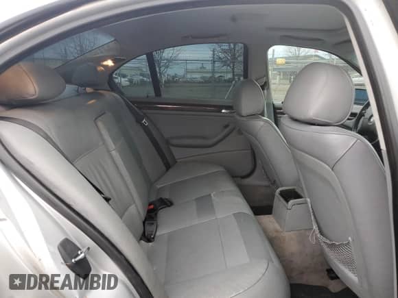 2000 BMW 3 Series 323i with VIN WBAAM3338YFP66290, listed as a Copart auction lot 41625645 with 76,709 mi miles and Salvage title. Bid and sale history available at DreamBid. Image 10.