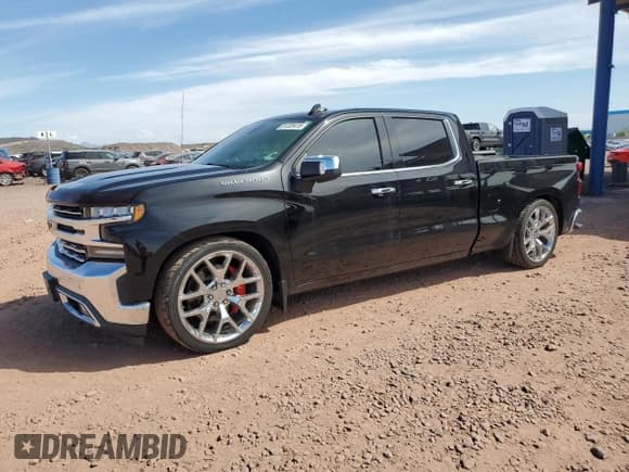 ✅ 2019 Chevrolet Silverado 1500 LTZ • VIN: 3GCUWEED9KG208272 • Lot: 81328415. Listed on Copart with 20,803 mi. Free auction sales archive from the USA and detailed vehicle history report at DreamBid. Image 1.