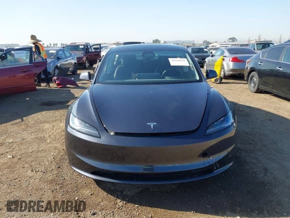 ✅ 2024 Tesla Model 3 • VIN: 5YJ3E1EAXRF724234 • Lot: 41968723. Wystawiony na IAAI z przebiegiem 6 775 mil. Bezpłatny archiwum sprzedaży aukcyjnych z USA i szczegółowy raport historii pojazdu na DreamBid. Zdjęcie 12.