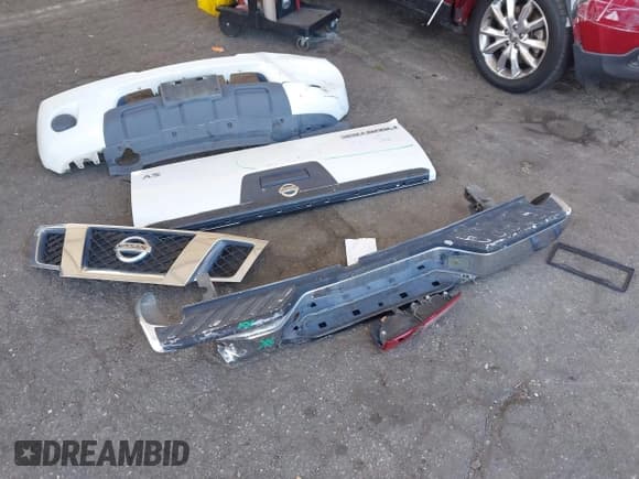 ✅ 2016 Nissan Frontier SV • VIN: 1N6AD0ER8GN755827 • Lot: 42465597. Listed on IAAI with 189,860 mi. Free auction sales archive from the USA and detailed vehicle history report at DreamBid. Image 12.