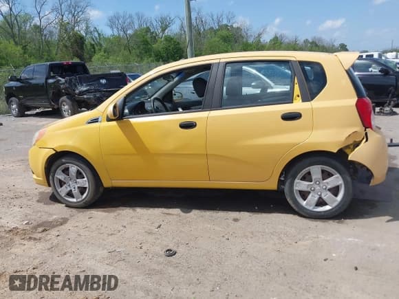 ✅ 2011 Chevrolet Aveo 2LT • VIN: KL1TG6DE9BB126633 • Lot: 41944289. Wystawiony na IAAI z przebiegiem Nie podano. Bezpłatny archiwum sprzedaży aukcyjnych z USA i szczegółowy raport historii pojazdu na DreamBid. Zdjęcie 14.