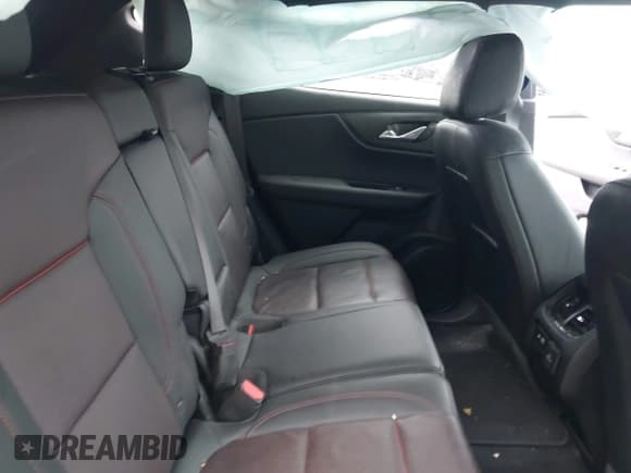 ✅ 2020 Chevrolet Blazer RS • VIN: 3GNKBKRSXLS546425 • Lot: 43580998. Wystawiony na IAAI z przebiegiem 45 842 mil. Bezpłatny archiwum sprzedaży aukcyjnych z USA i szczegółowy raport historii pojazdu na DreamBid. Zdjęcie 8.