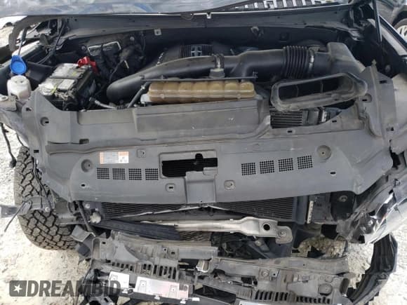 ✅ 2019 Lincoln Navigator Select • VIN: 5LMJJ3HT9KEL15363 • Lot: 66185364. Wystawiony na Copart z przebiegiem 186 779 mil. Bezpłatny archiwum sprzedaży aukcyjnych z USA i szczegółowy raport historii pojazdu na DreamBid. Zdjęcie 12.