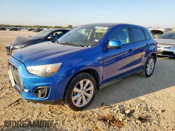 2015 Mitsubishi Outlander ES с VIN 4A4AP3AWXFE028915, выставлен на аукционе Copart как лот 84613635 с пробегом 104 068 миль миль и Списание • Salvage title. История ставок и продаж доступна на DreamBid. Изображение 1.